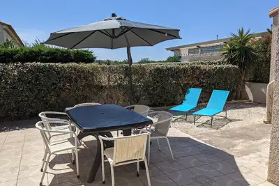 Image de Villa T3 Mezzanine à Port-la-Nouvelle: 6 pers, Terrasse, Proche Plage et Commerces, Confort Optimal.