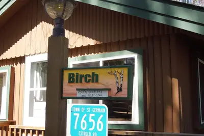 Estrold's Resort- Birch Cabin