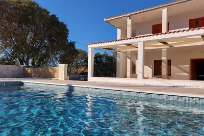 Image de Holiday house Bella Luna, swimming pool, 4 minutes drive to the sea beaches
