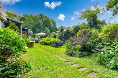 Image de Grey Gardens: Downtown Saugatuck, Dog Friendly, Unique High End