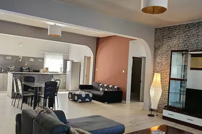 Image de Villa Spacieuse et Confort