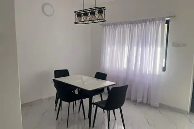 Image de Cozy 2-bedroom apartment in enchanting Accra with Ac, WiFi, and Perfect Location