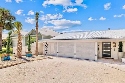 Image de Charming 3-bedroom villa in tranquil Carillon Beach with private pool, WiFi