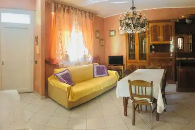 Image de 75sqm apartment in villa
