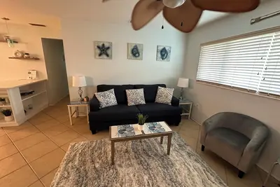 Image de Cozy 3-bedroom condo with WiFi, Ac in lovely Venice