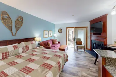 Image de Allegheny studio in the Village with pool access! by RedAwning