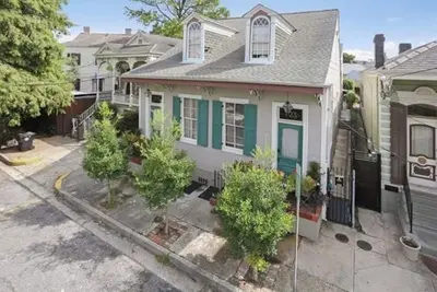 Image de Charming 2-bedroom apartment with Ac, WiFi in wonderful New Orleans