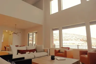 Image de Newly Built Luxury Mountain Home - Perfect Location