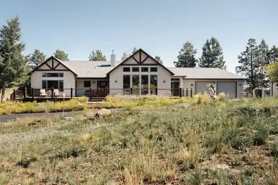 Image de Pickleball Mountain Paradise with 3 bedrooms and hot tub