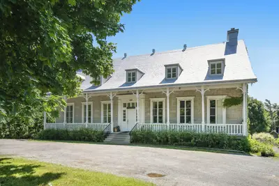 Image de Confort, cachet, chic, proximité - Vieux-Québec, Mt Ste-Anne, Ile d'Orléans