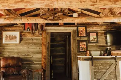 Image de Upscale rustic cabin in Silver Lake, Oregon's outback