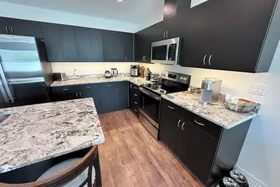Image de Luxury 3br Townhome - Walk anywhere in Joseph! (E)