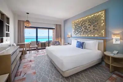 Image de Cozy Suite with Ocean View at the All Inclusive Wyndham Hotel Grand Cancun Hotel