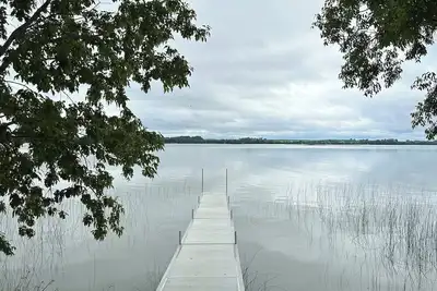 Image de Private 9 acre Peninsula on Pelican Lake in Ashby.