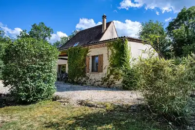 Image de Gîte 2 chambres -Tv-Clim Lave vaiselle-Sèche-serviette-Sèche cheveux-Transats- 2 terrasses couvertes 5 à 8 personnes - 5 pers. i