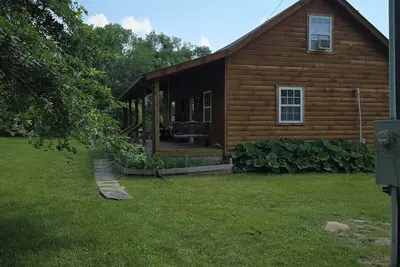 Image de Quaint cabin with Ac in Weaubleau