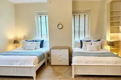 Image de 2 beded Luxury Guest Studio at the Hale House