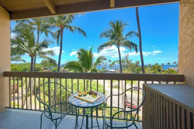 Image de Top Floor, 360 deg Ocean View, Totally Remodeled, 2-bed 2 bath with split Ac