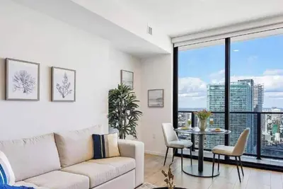 Image de Designer Studio w/ Sunset Views & Free Beach Club