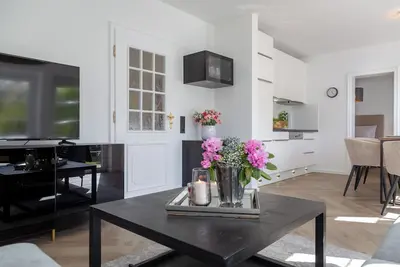 Image de Neu Renovierte Ferienwohnung in Alt-westerland - Charme und Komfort auf Sylt ver