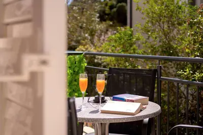 beachfront 1br near Zlatni rat