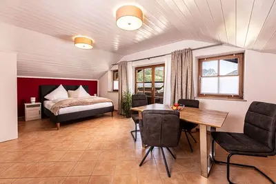 Image de Cozy vacation apartment \"Untersberger Kuschelnest\" with a fantastic mountain view