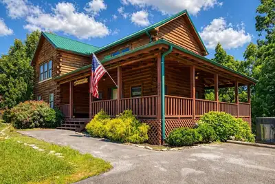 Image de View To Remember, Stunning Mountain Views, Hot Tub, Game Room, Near Pigeon Forge