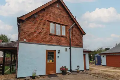 Image de The Barn @ The Elms, family friendly, with a garden in Admaston