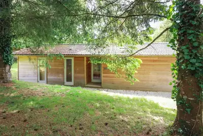 10 Water'S Edge, pet friendly, country holiday cottage in Lanreath