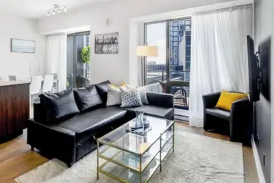 Image de Luxuary and Cozy Condo Tdc1 ( 2 bed with complete 2 bathroom)