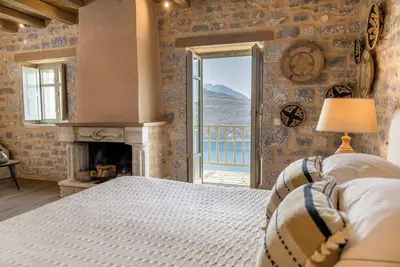 Superior Suite with Panoramic Sea View | Akrolithi Guesthouse