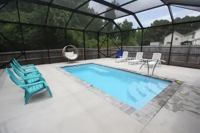 Image de Swansboro Place: Heated Screened Pool & Game Room