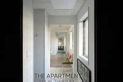 Image de “The Apartment” on 3rd Street