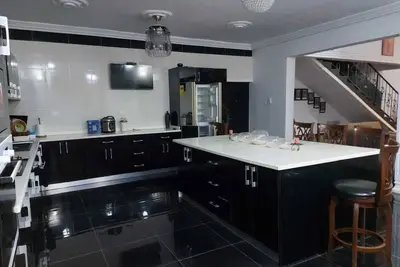 Image de Delightful 2-bedroom apartment with Ac in Sekondi-Takoradi