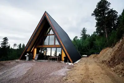 Image de New Black Hills Modern A-Frame Cabin