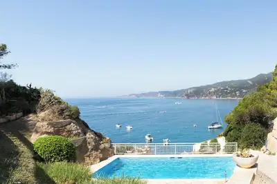 Image de Appartement 'Senya Salvi' avec vue sur la mer, Wi-Fi et climatisation