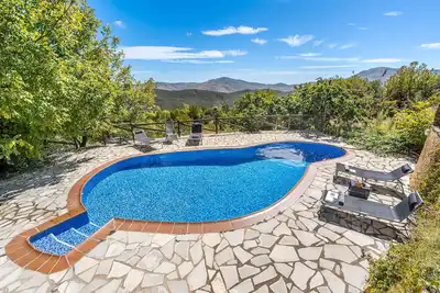 Image de Maison de campagne \"Cortijo Jiménez\" avec vue sur les montagnes, piscine privée et Wi-Fi