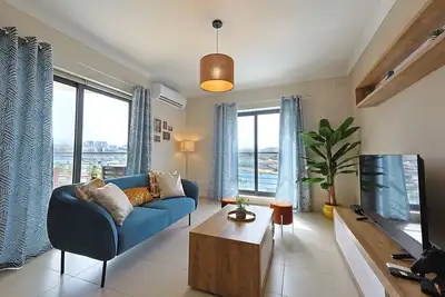 Image de Seafront beautiful 3 bedroom with balcony Kdou1-1