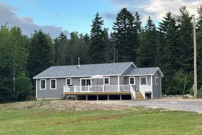 Image de Coastal Retreat - 3 bedroom home in Gouldsboro