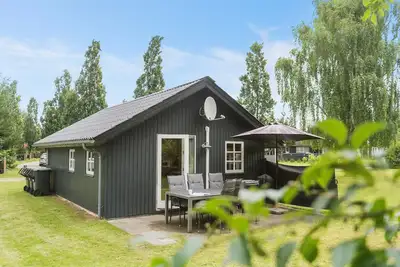 Image de Belle maison de 2 chambres à Hovborg