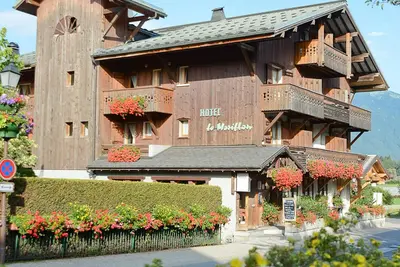 Image de Appartement 'Appartement Morillon Chambre 503' avec vue sur les montagnes, piscine partagée et Wi-Fi
