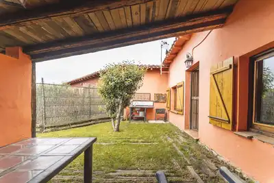 Image de Maison de campagne \"La Casina\" avec vue sur la montagne et jardin privé