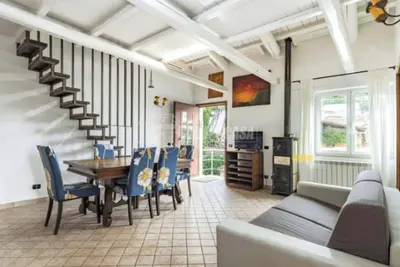 Image de Appartement 'Casa Di Clara Fregene' avec terrasse privée, jardin privé et climatisation