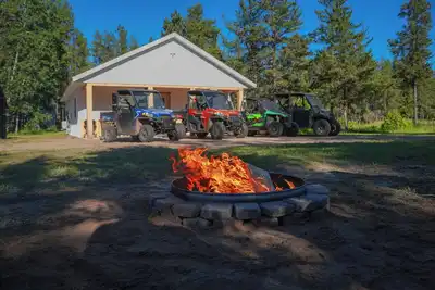Image de New Cozy 2-bedroom cabin in delightful Lake George/Laporte with WiFi and Ac