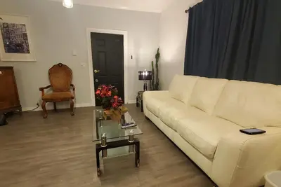 Image de Lovely 2 bdrm Sydney apartment