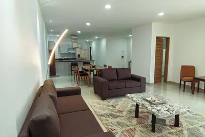 Image de Departamento Lujo a 5 min Volkswagen y Finsa, Cancha Padel Pista Trote