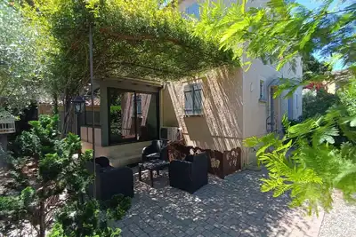 Image de Maison Provençale avec jardin fermé et piscine partagée