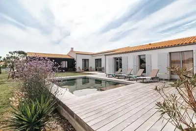 Image de Oceanshack Io 5* Saint Denis d'Oléron 10 pers 200m plage piscine chauffée