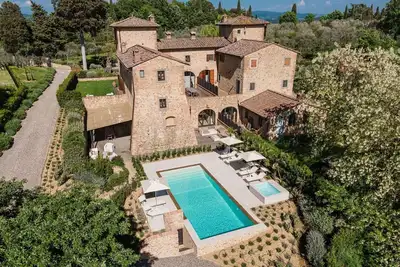 Image de Villa à Tavarnelle Val Di Pesa avec 6 chambres à coucher, 13 couchages