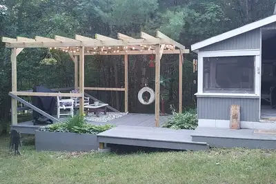 Image de Cabin in Mio! Tubing, Hiking, & Orv get away! By Ausable river & National Forest